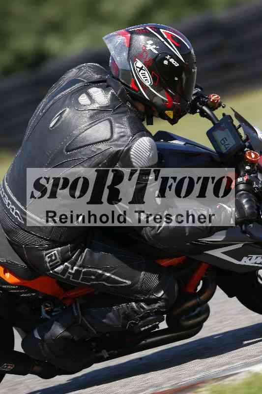 /43 08.08.2025 Discover the Bike ADR/Race 3 rot/72